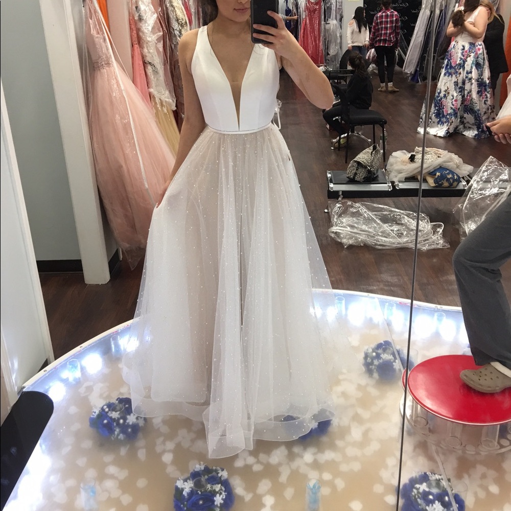 Prom dress